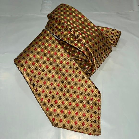 Christian Dior GOLD VINTAGE men’s Neck TIE SILK 56” Geometric, Olive red squares - Picture 1 of 15